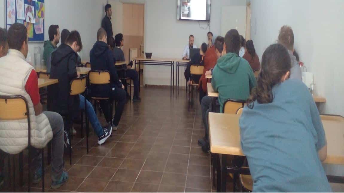 ÖĞRETMENLERİMİZ MACARİSTAN  İZLENİMLERİNİ PAYLAŞTILAR